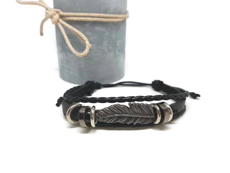 Schwarzes Lederarmband Und Sein Pfeil von BouilleCreations