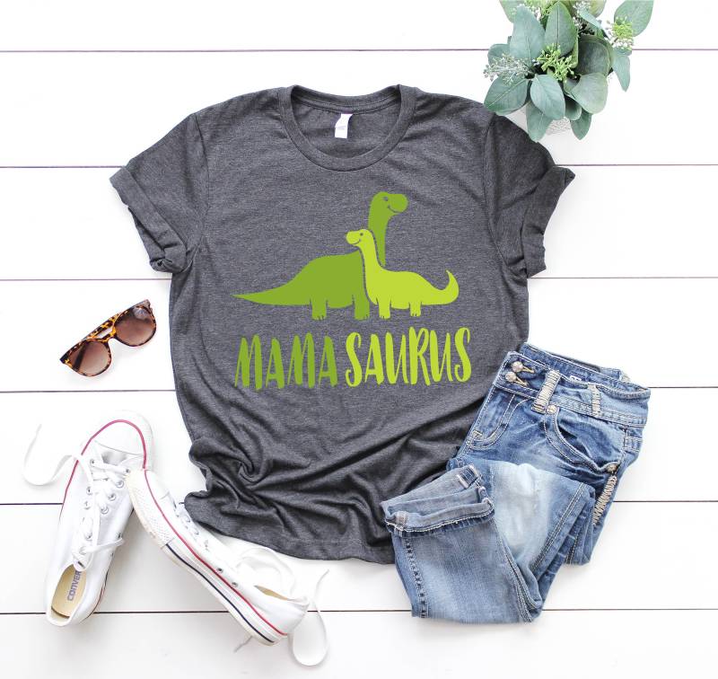 Mamasaurus - Niedlichen Dinosaurier Mom Süße Muttertag Geschenk Kurzarm Unisex T-Shirt von BoulderDesignStudio