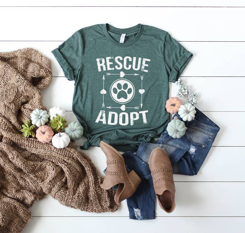 Rettungs-Adoptions-Cute Shelter Animal Adoption Short-Sleeve Unisex T-Shirt von BoulderDesignStudio
