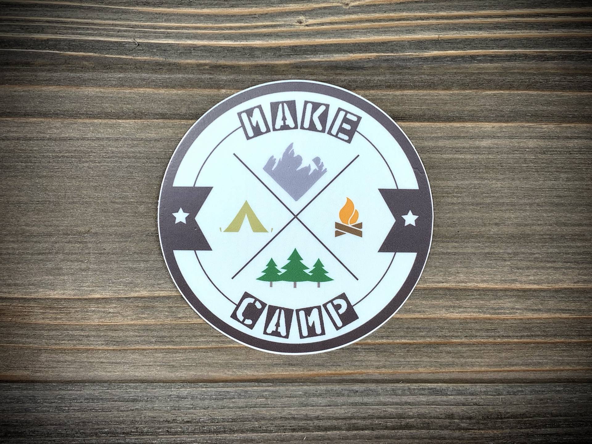 Make Camp Runde Sticker von BournAdventure