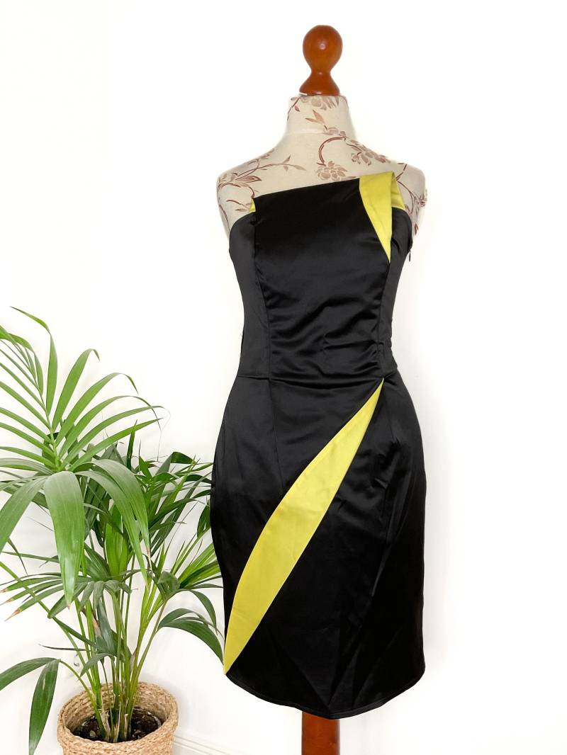 Vintage Y2K Satin Etui Kleid Schwarz & Gelb Xs von BoutiqueAncienne