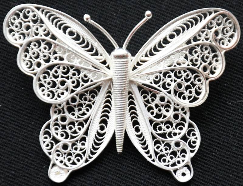 Niki Silber Filigrane Schmetterling Brosche von BoutiqueArtsyStore