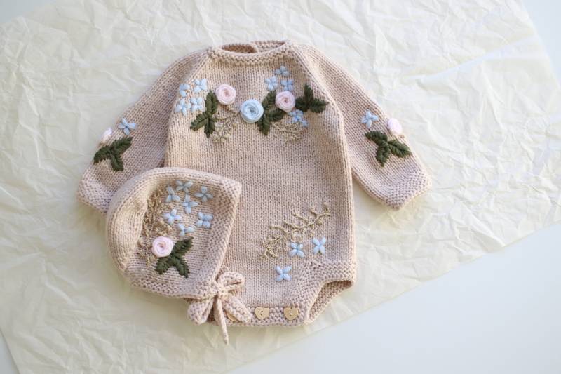 2Er Set - Langarm Romper Und Mütze Baby Girl Requisite Foto Requisiten Mädchen Outfit von BoutiqueDeMarcipan