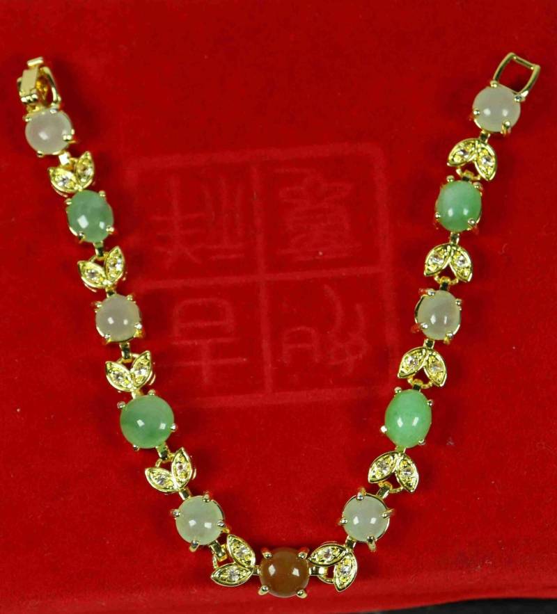 Armband Jadeit Jade Rot Weiß Grün Natürliche Myanmar Unisex, 170 Mm #862 Armband Jadeit Jade Rot Weiß Grün Natürliche Myanmar Unisex, 170 Mm #862 von BoutiqueKRMamber