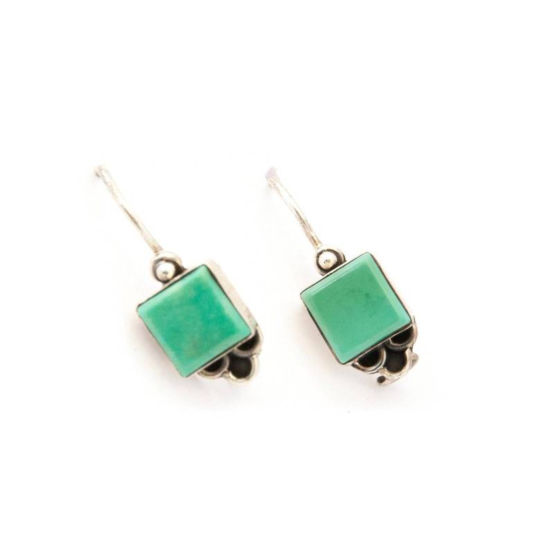 Türkis Ohrringe Petite 1/4 "Grünliche Stein Farbe Floral Sterling Silber Design Locking Haken Schöne Qualität" Türkis Ohrringe Petite 1/4 "Grünliche Stein Farbe Floral Sterling Silber Design Locking Haken Schöne Qualität" von BoutiqueKRMamber