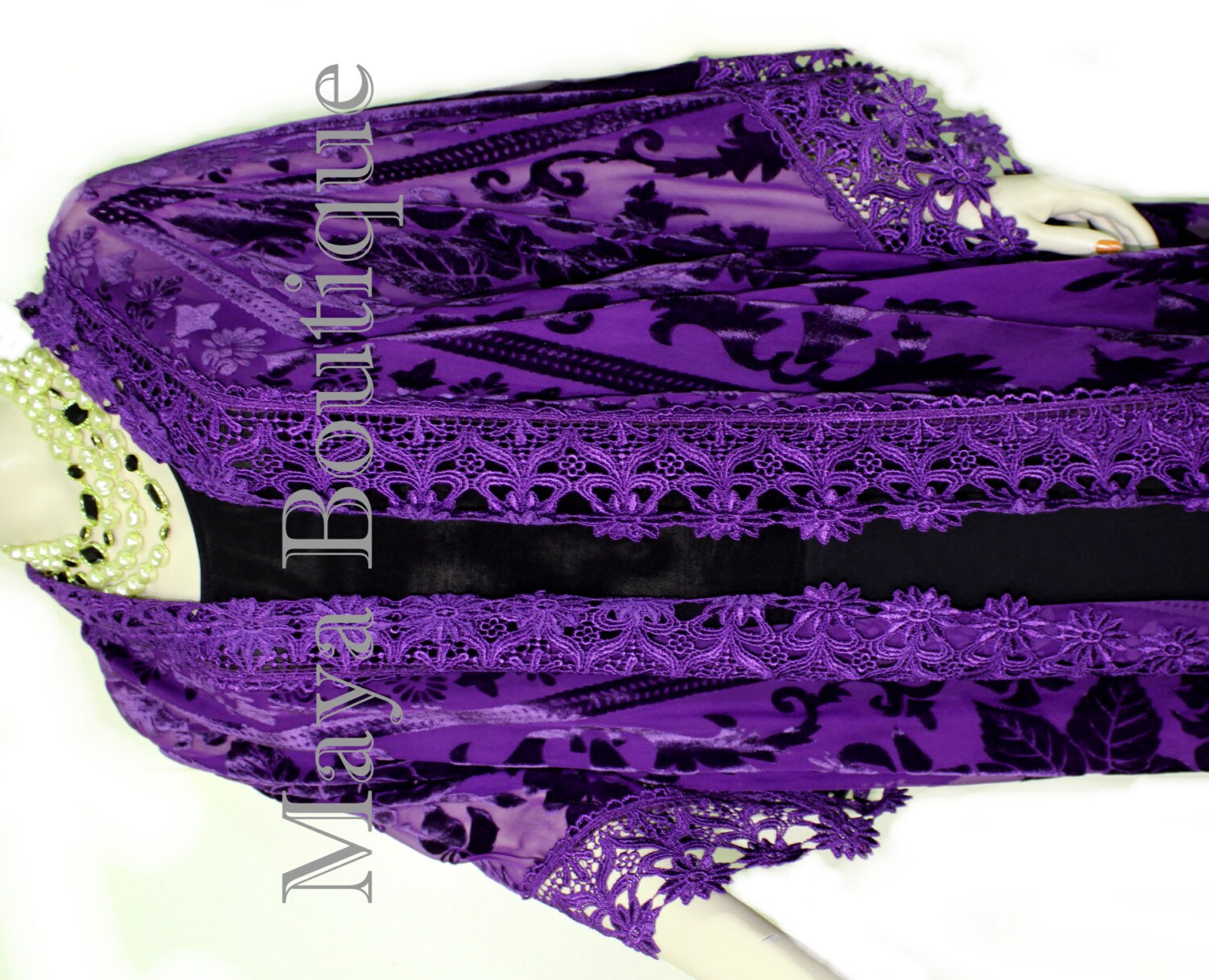 Lila Spitze & Burnout Samt Kimono Kaftan Jacke Duster Maya Matazaro Einheitsgröße von BoutiqueMaya