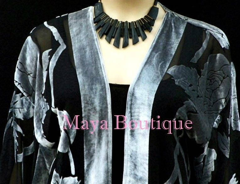 Silber Schwarze Lange Kimono Jacke Seide Burnout Samt No Fringe Maya Matazaro von BoutiqueMaya