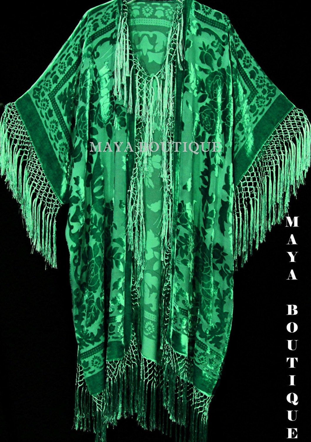 Smaragdgrüne Seide Burnout Samt Fransenjacke Kimono Duster Maya Matazaro Plus von BoutiqueMaya