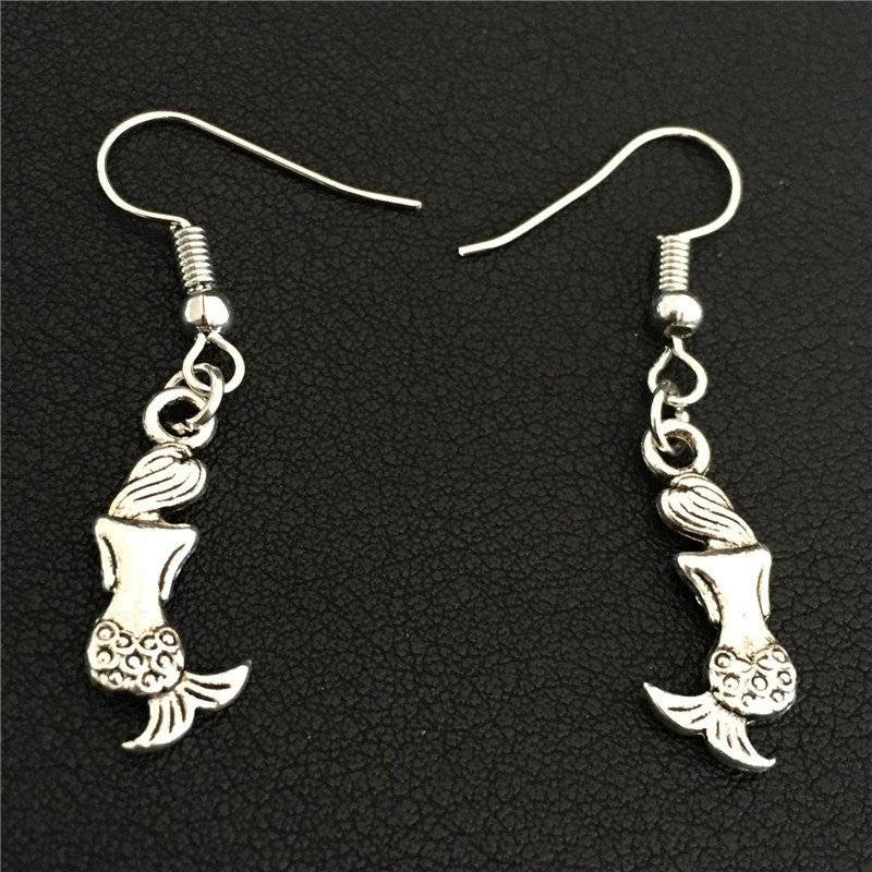 Antikes Silber, Meerjungfrau Ohrringe, Baumeln Sitzende Ohrringe von BoutiqueRougeCouture