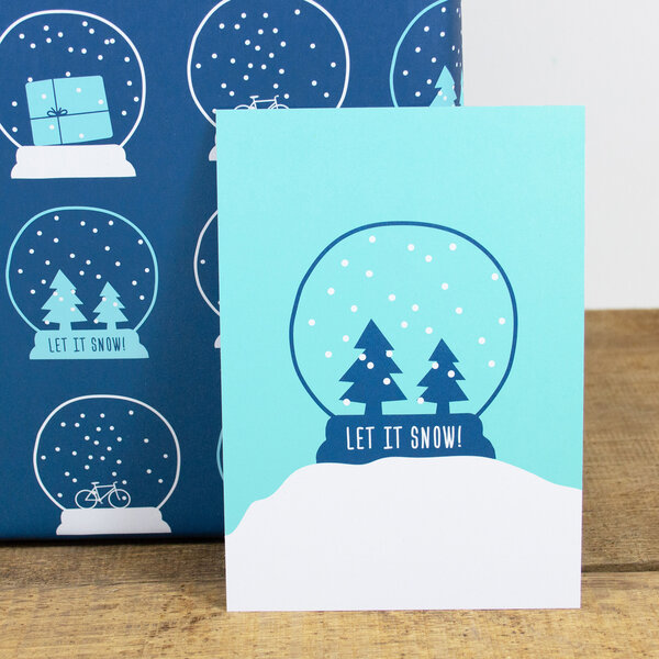 Bow & Hummingbird Postkarte Let it snow! von Bow & Hummingbird