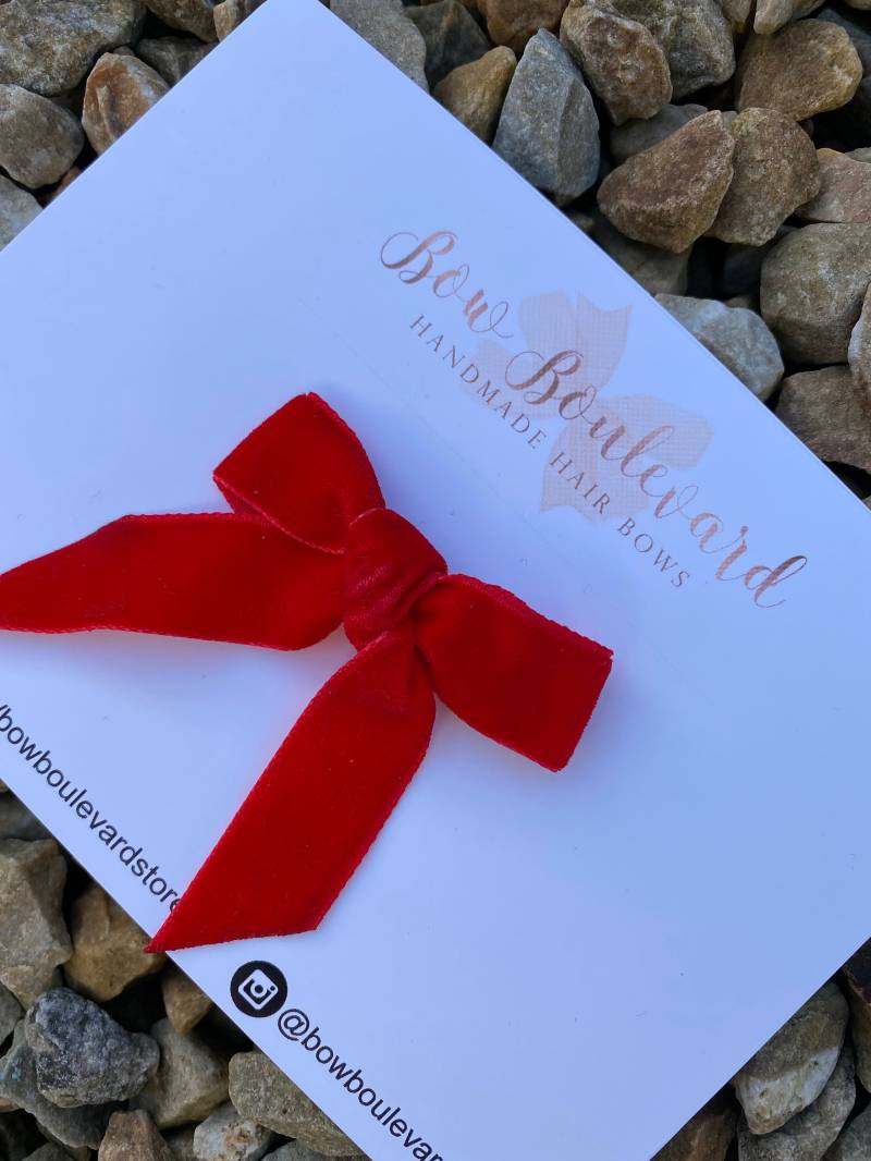 Mini Schleife Aus Rotem Samt von BowBoulevardStore