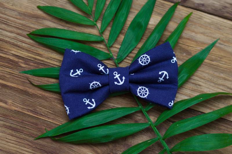 Fliege Mit Anker, Ankerfliege, Maritime Fliege, Steuerrad, Hochzeitsfliege, Trauzeugenfliege, Strandhochzeit Fliege Mit Anker, Ankerfliege, Maritime Fliege, Steuerrad, Hochzeitsfliege, Trauzeugenfliege, Strandhochzeit von BowTieCK