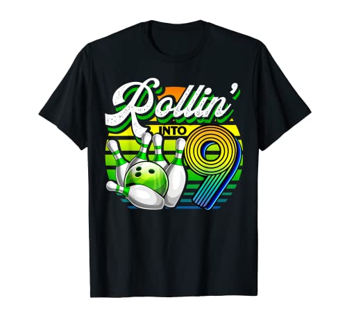 Rollin' into 9 Retro Bowlingball 9. Geburtstag Party Jungen T-Shirt Rollin' into 9 Retro Bowlingball 9. Geburtstag Party Jungen T-Shirt von Bowling Birthday Party Boy Shirts