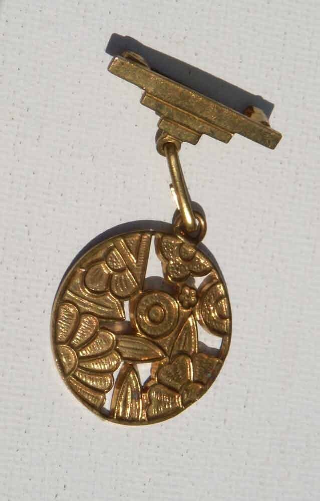Vintage Brosche - Ausgefallenes Art Deco, Medaillon, Um 1930. Weihnachtsgeschenk Vintage Brosche - Ausgefallenes Art Deco, Medaillon, Um 1930. Weihnachtsgeschenk von BoxV
