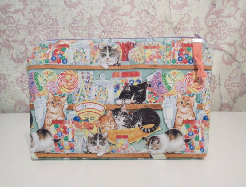 Candy Shop Katzen Mäppchen/Baumwolle Organisation, Reise-Etui Candy Shop Katzen Mäppchen/Baumwolle Organisation, Reise-Etui von BoyHowdyClothing