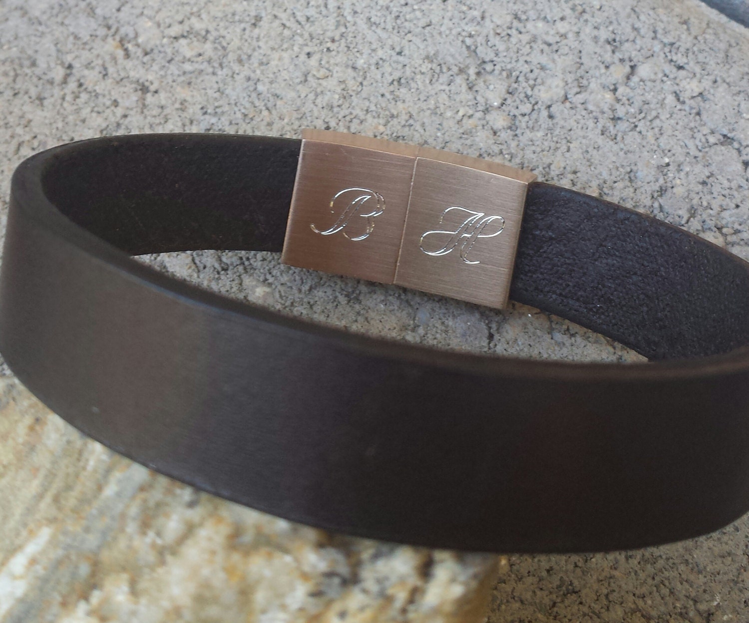 Personalisiertes Lederarmband Für Männer, Roségold, Silberschmuck Personalisiertes Lederarmband Für Männer, Roségold, Silberschmuck von BraceBelovedMen