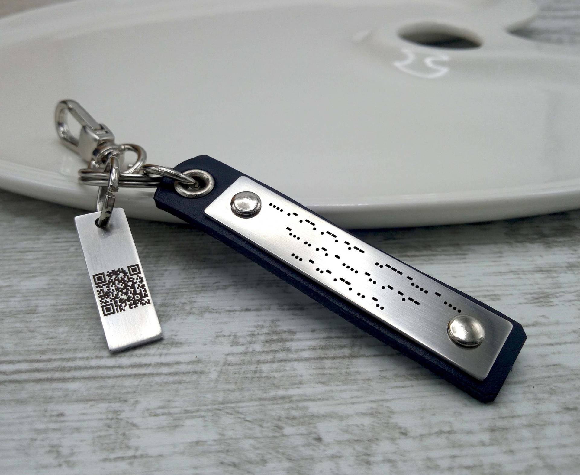 Leder Morse-Code Schlüsselanhänger Mit Qr Code - Geheime Nachricht Geschenk von Braceletshomme