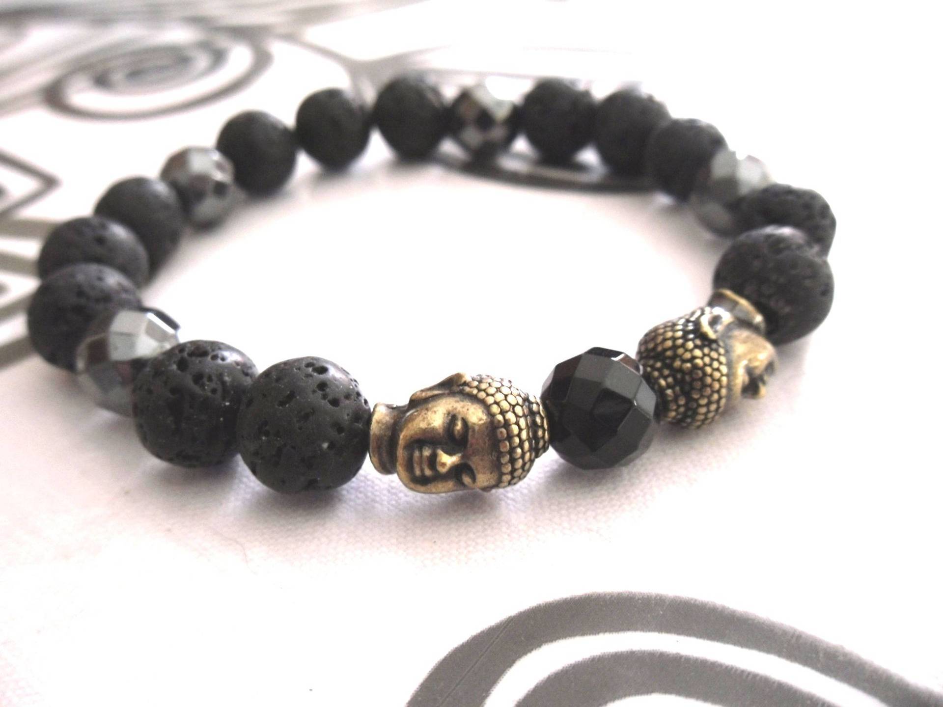 Armband Mann Starke Handgelenke, Bronze Buddha Köpfe Gesichtet, Schwarze Perlen Edelsteine Armband Mann Starke Handgelenke, Bronze Buddha Köpfe Gesichtet, Schwarze Perlen Edelsteine von Braceletshommes
