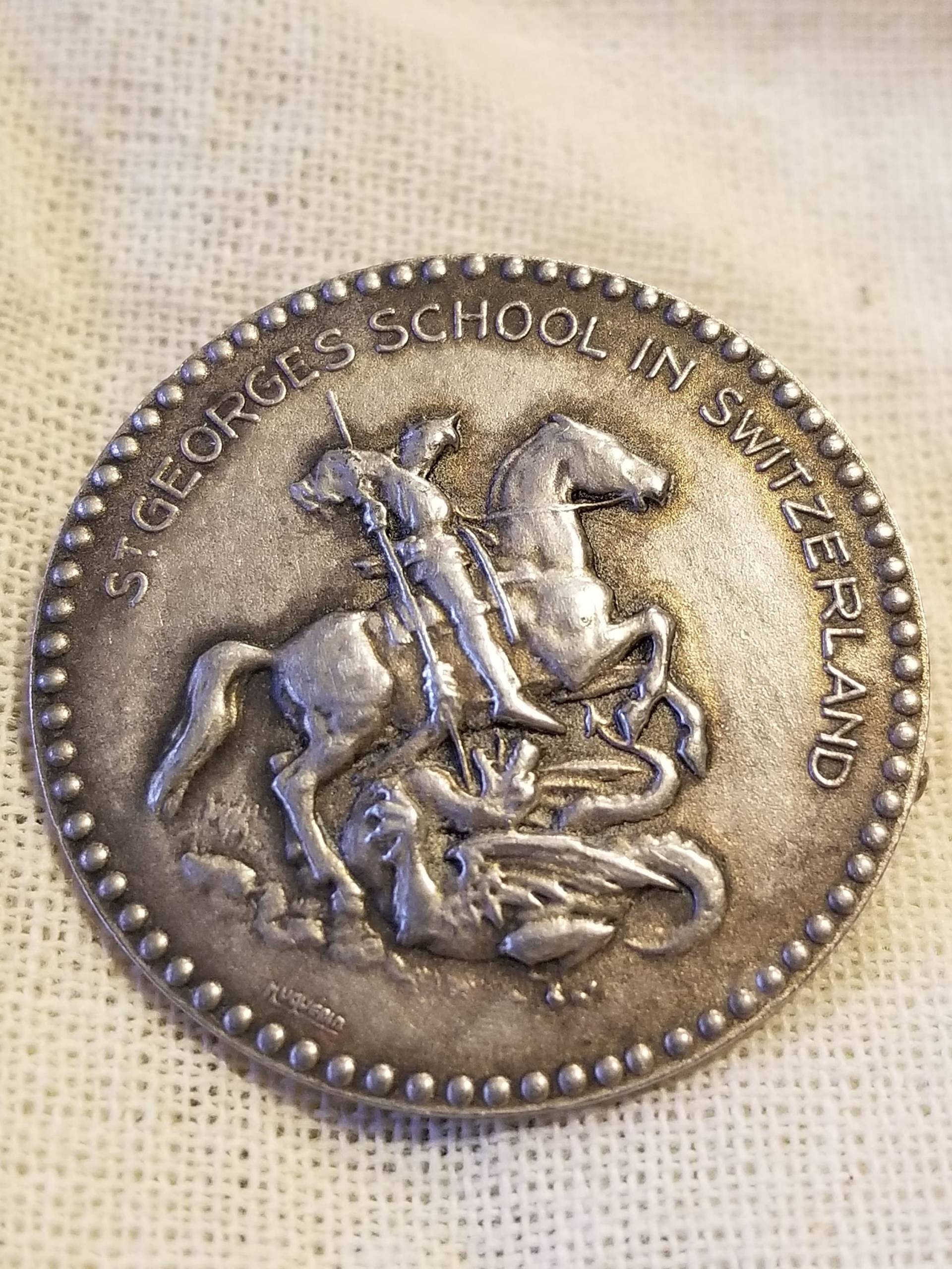 1930Er Huguenin St. Georges Schule in Der Schweiz Silber Insignia Anstecknadel 1930Er Huguenin St. Georges Schule in Der Schweiz Silber Insignia Anstecknadel von BragsAndRelics