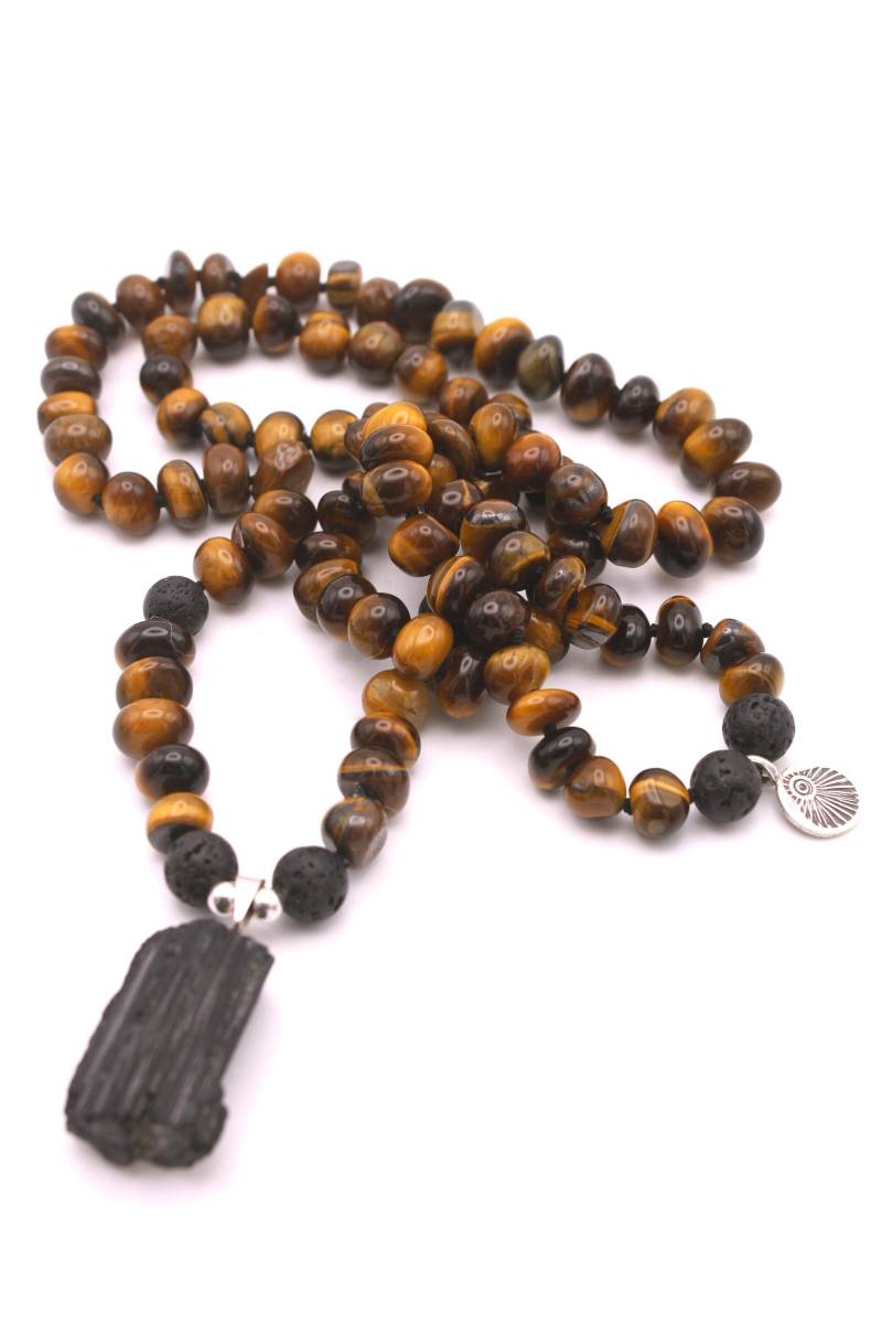 Mala Kette Tigerauge, Lava, Schwarzer Turmalin Anhänger Mala Kette Tigerauge, Lava, Schwarzer Turmalin Anhänger von BrahmandaMala