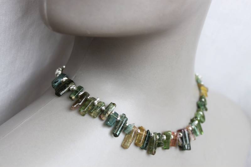 Wild Und Frei - Ausgefallene Halskette Aus Turmalin Multicolour 925 Silber Wild Und Frei - Ausgefallene Halskette Aus Turmalin Multicolour 925 Silber von BrahmandaMala