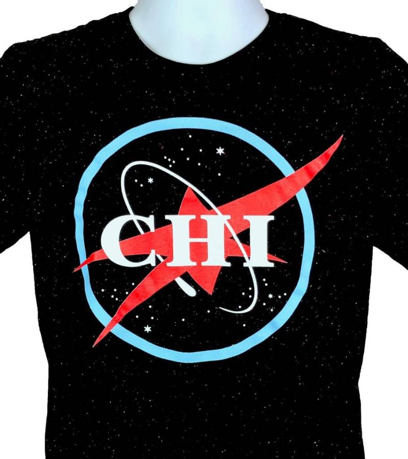 Chi-Lestial - Unisex T-Shirt Designed & Hand Siebdruck in Chicago Chi-Lestial - Unisex T-Shirt Designed & Hand Siebdruck in Chicago von BrainFruitClothing