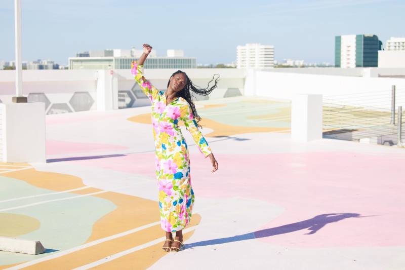 60Er Jahre Blumen Gemaltes Weißes Mod Aquarell Kleid Vintage Billowy Langarm Maxi von BranchesVintage