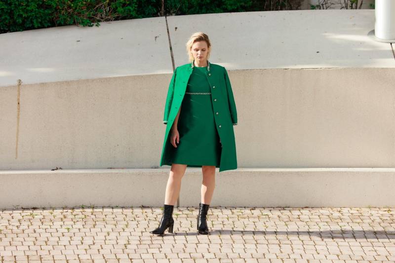 60Er Jahre Dunkelgrüne Strasssteinbesatzung Kleid Vintage Jacke Jackie Kennedy Zweiteiler Matching Set von BranchesVintage