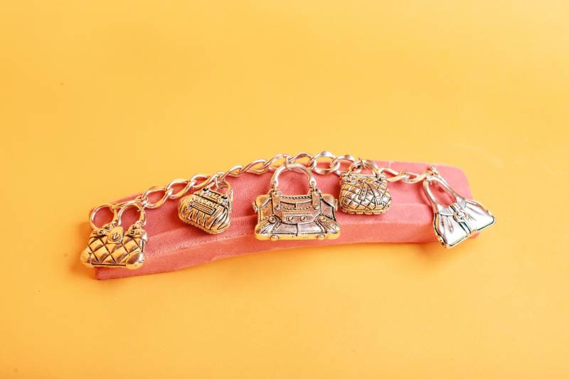 Vintage 80Er Jahre Silber Ton Chunky Big Handtasche Charme Designer Armband von BranchesVintage