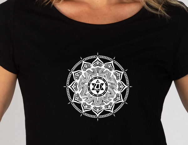 Brandless Basic Bio T-Shirt (ladies) Nr.2 Anahata Chakra von Brandless