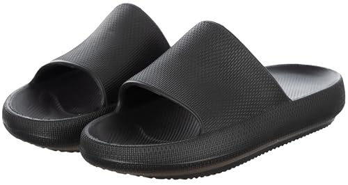 Brandsseller Herren Badelatschen Cozy – Wolkenweiche Freizeit- & Hausschuhe mit Dicker Eva-Sohle – Leicht, Wasserfest & Ergonomisch – Ideal für Garten, Zuhause & Urlaub Schwarz 44 Brandsseller Herren Badelatschen Cozy – Wolkenweiche Freizeit- & Hausschuhe mit Dicker Eva-Sohle – Leicht, Wasserfest & Ergonomisch – Ideal für Garten, Zuhause & Urlaub Schwarz 44 von Brandsseller