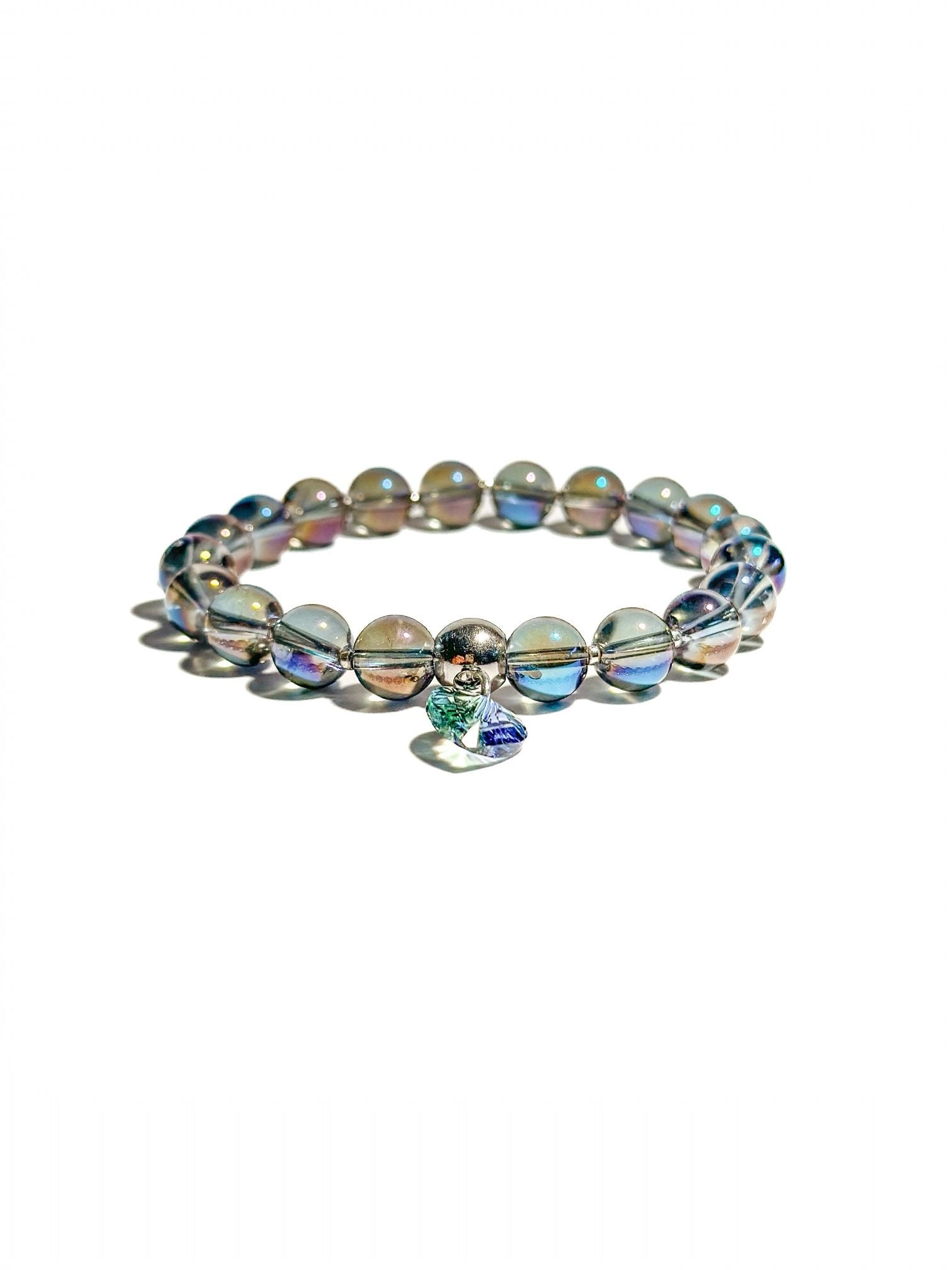 Armband Aus Bergkristall-Perlen Und Swarovski-Herzanhänger | Als Geschenk Für Frau Oder Freundin Armband Aus Bergkristall-Perlen Und Swarovski-Herzanhänger | Als Geschenk Für Frau Oder Freundin von BraslePel