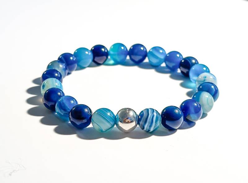 Armband Aus Blauen Band-Achat-Perlen 8mm Mit 925-Er Sterlingsilberkugel von BraslePel