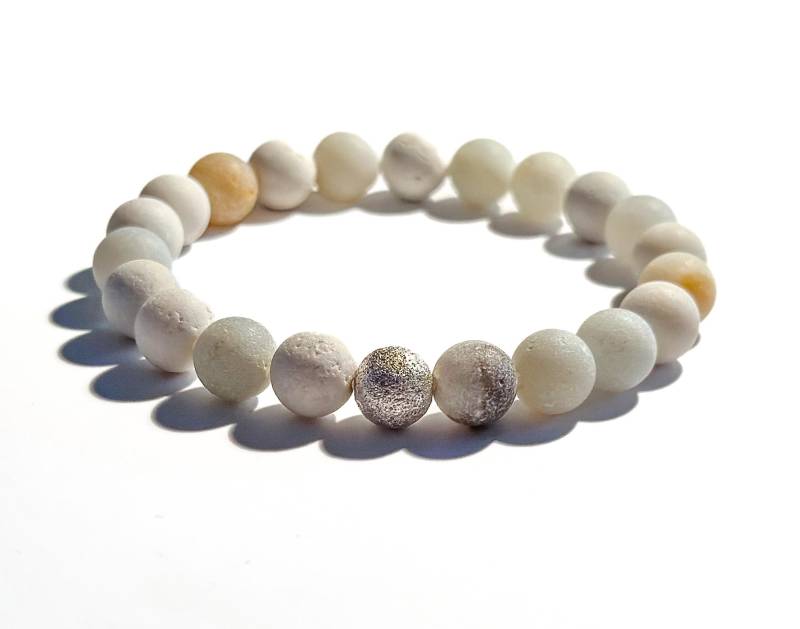Armband Aus Quarzperlen | Als Geschenk Für Frau Oder Freundin Armband Aus Quarzperlen | Als Geschenk Für Frau Oder Freundin von BraslePel