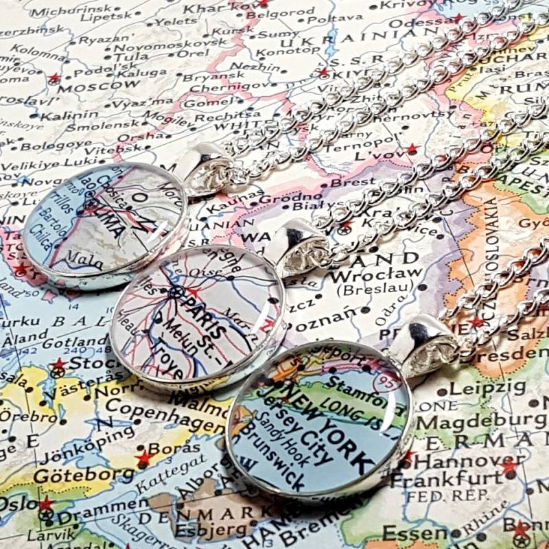 Vintage Map Halskette Personalisierter Schmuck von BrassAndChain