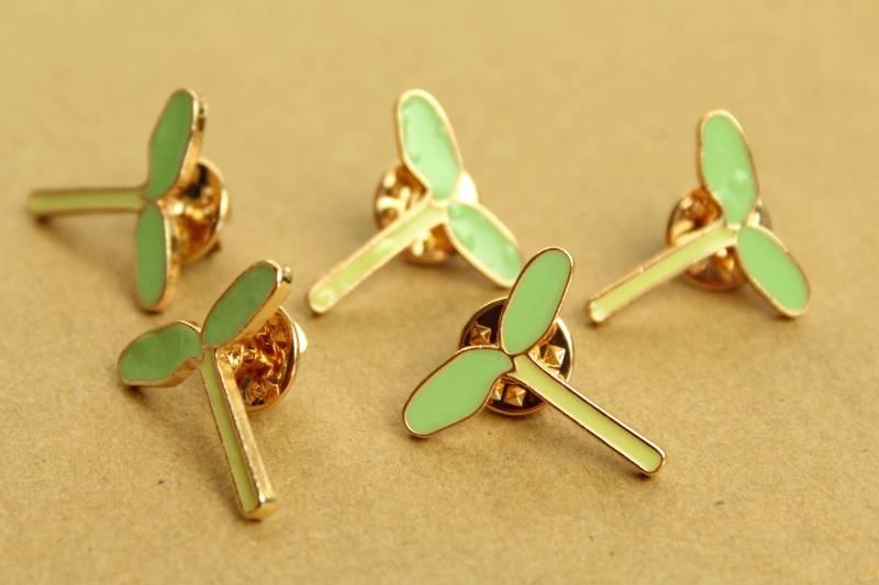 1 Stk. Setzling Sprout Brosche Pin, 23 Mm X 24 Pflanzenwuchs Garten Gartenarbeit Plant Lady | Mis-055 von BrassKicker