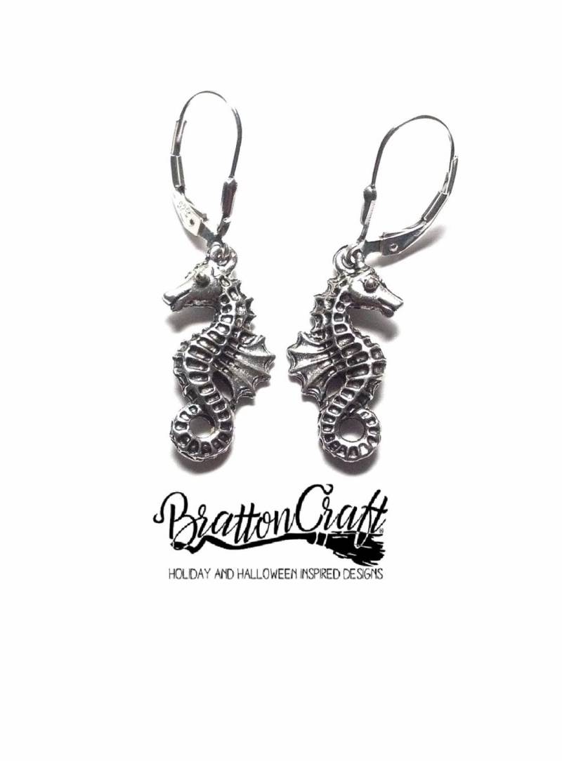 Seepferdchen - Ohrringe Hippocampus Silber Ozean Strand Schmuck Fisch von BrattonCraft