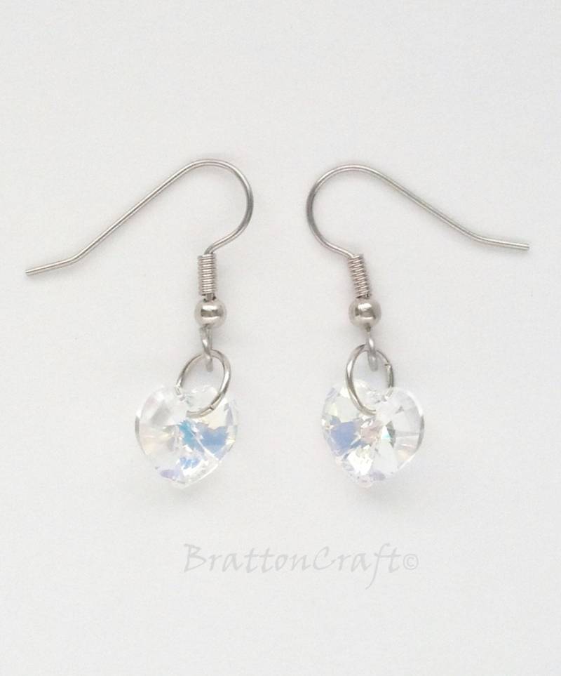 Swarovski Crystal Heart Ohrringe Aurora Boreal Edelstahlschmuck von BrattonCraft