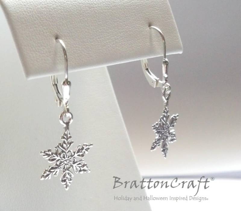 sterling Silber Ohrringe Schneeflocken Design Winter Hochzeitsschmuck von BrattonCraft