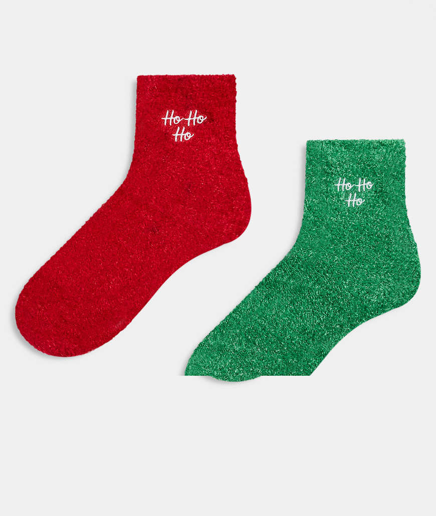 Brave Soul - 2er-Pack flauschige Weihnachtssocken in Rot und Grün-Bunt von Brave Soul