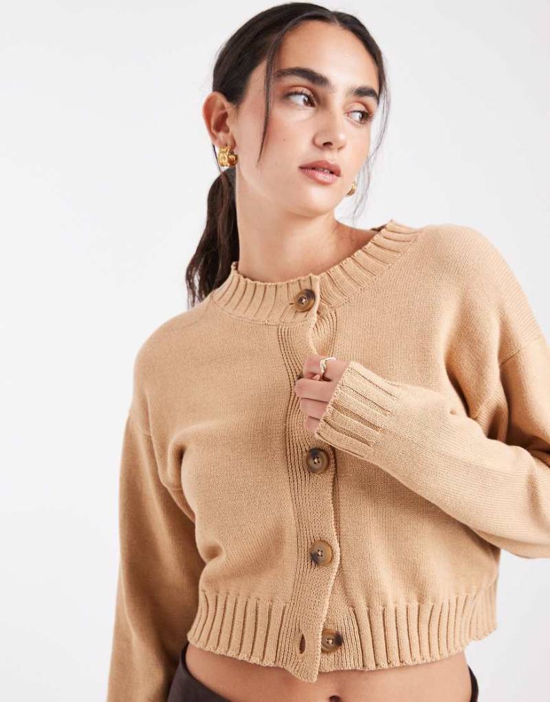 Brave Soul - Cropped Strickjacke in Kamelbraun mit Rundhalsausschnitt-Neutral von Brave Soul
