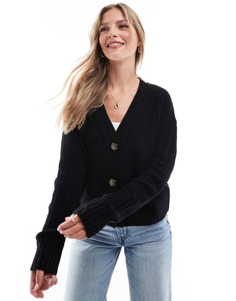Brave Soul - Fischerrippen-Strickjacke in Schwarz von Brave Soul