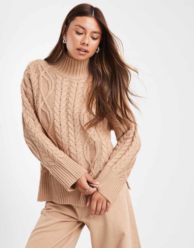 Brave Soul - Hochgeschlossener, dicker Pullover in Kamelbraun mit Zopfmuster-Neutral von Brave Soul