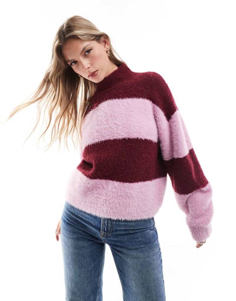 Brave Soul - Hochgeschlossener Pullover mit Streifen in Burgunderrot und Flieder von Brave Soul