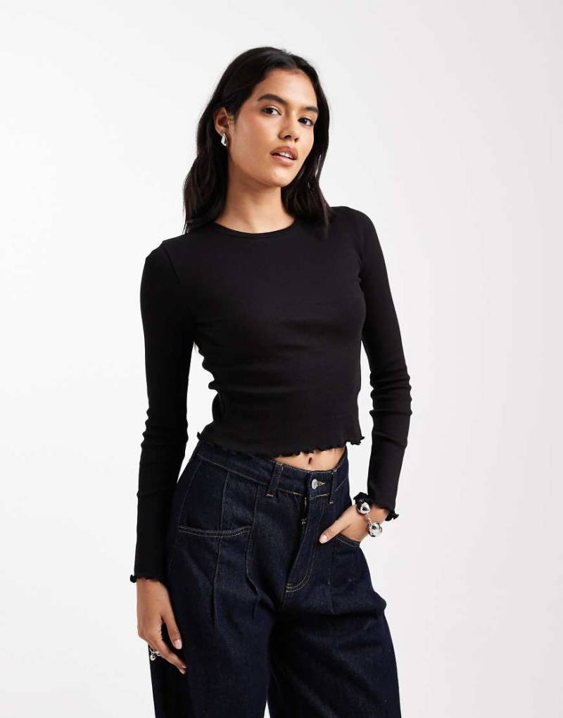 Brave Soul - Langärmliges Baumwoll-Shirt in Schwarz mit Kräuselsaum von Brave Soul