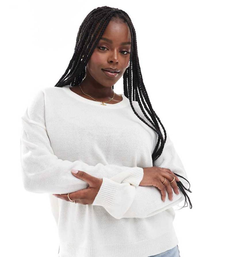 Brave Soul Plus - Pullover in Weiß mit Rundhalsausschnitt von Brave Soul