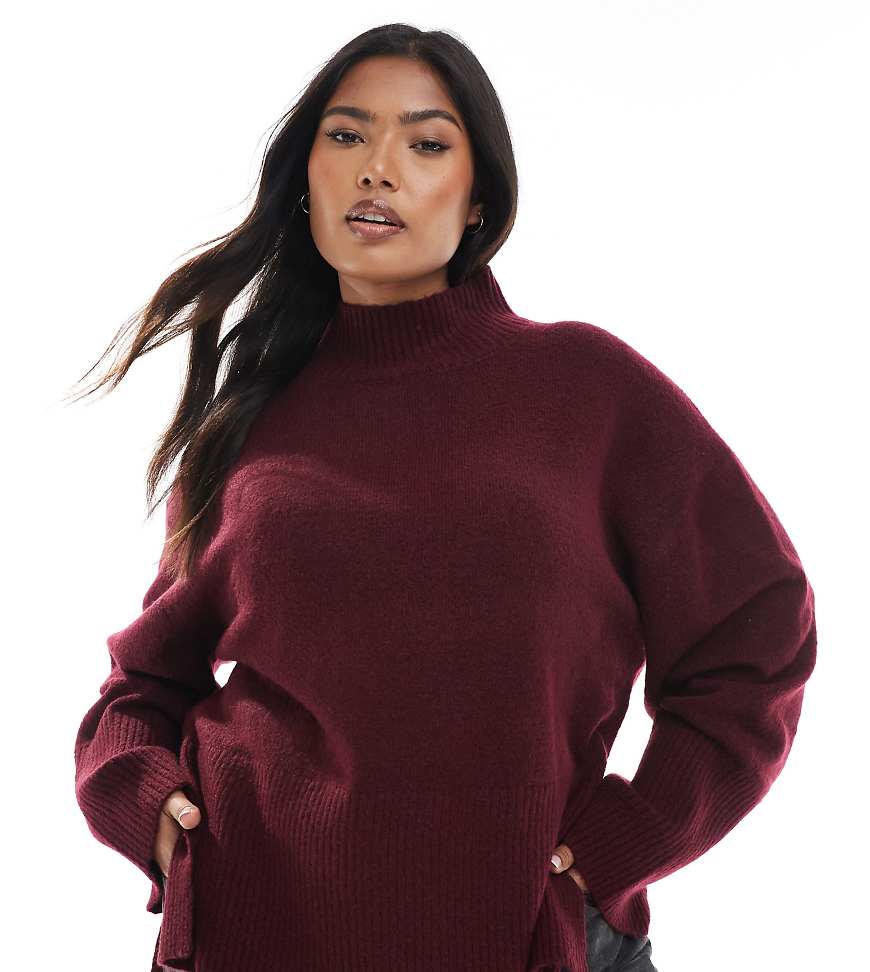 Brave Soul Plus - Rollkragenpullover in Weinrot mit weiten Ärmeln von Brave Soul