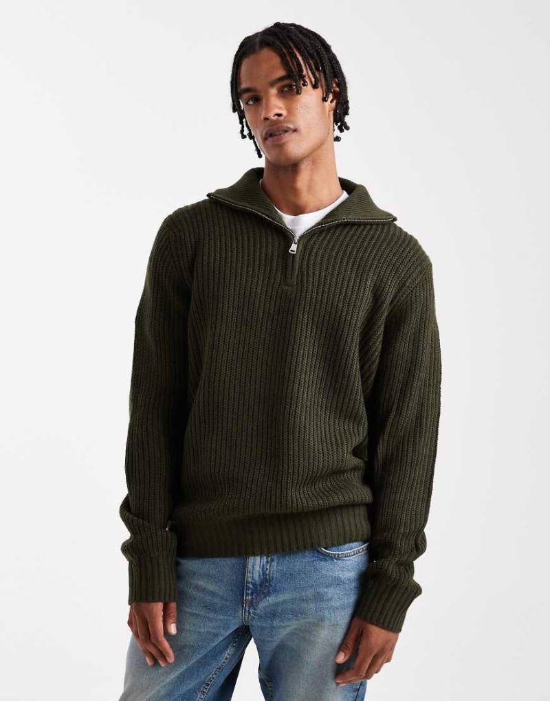 Brave Soul - Pullover aus Grobstrick in Tannengrün mit kurzem Reißverschluss von Brave Soul