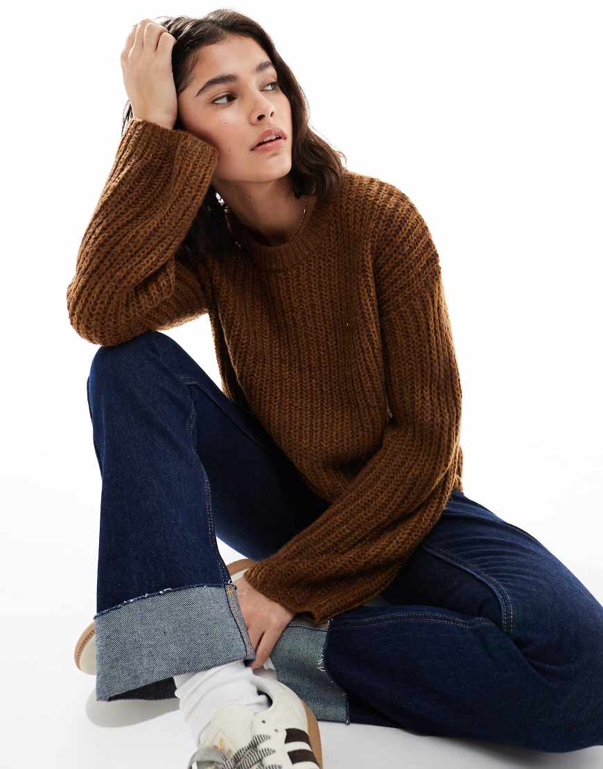 Brave Soul - Strickpullover in Braun mit Rundhalsausschnitt-Brown Brave Soul - Strickpullover in Braun mit Rundhalsausschnitt-Brown von Brave Soul