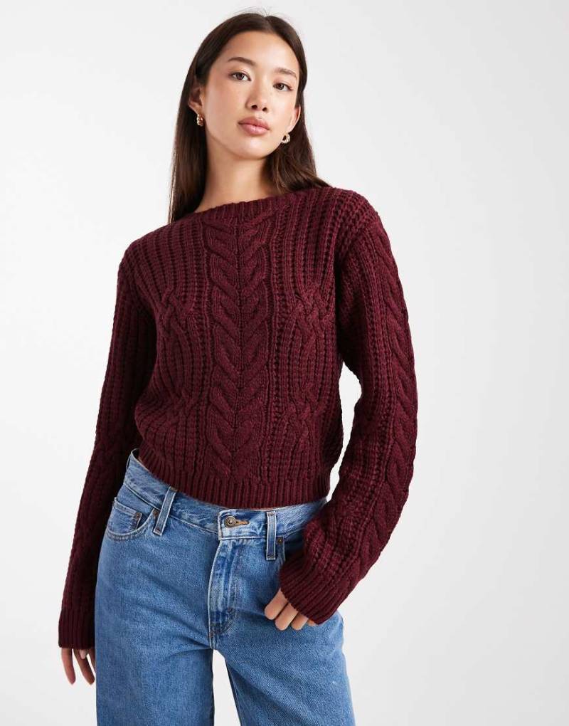 Brave Soul - Strickpullover in Burgunder mit Rundhalsausschnitt und Zopfmuster-Rot von Brave Soul